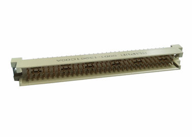 Η ΕΜΒΎΘΙΣΗ 3X32 συνδετήρων PCB ορείχαλκου 96p καρφώνει τον τριπλό υπόλοιπο κόσμο DIN 41612 αρσενικός ευθύς