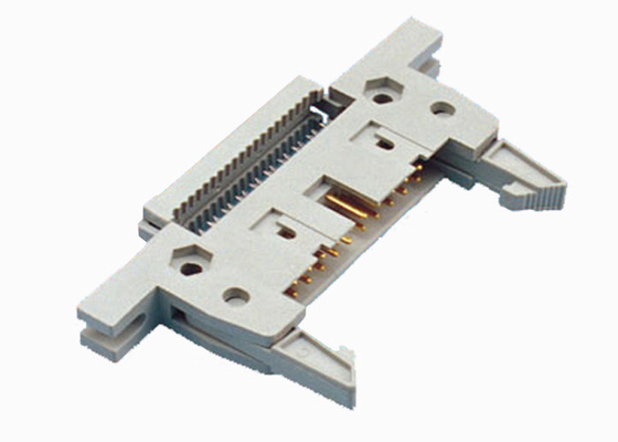 Crimp επιγραφών IDC συστημάτων εκτίναξης PBT τυλιμένο PA6T καλώδιο 20P 3A με την κλειδαριά